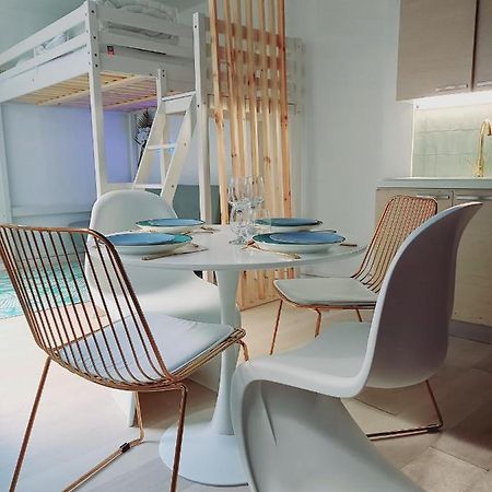 A 2 Pas Du Port, Bora Bora Apartment เฟก็องป์ ภายนอก รูปภาพ