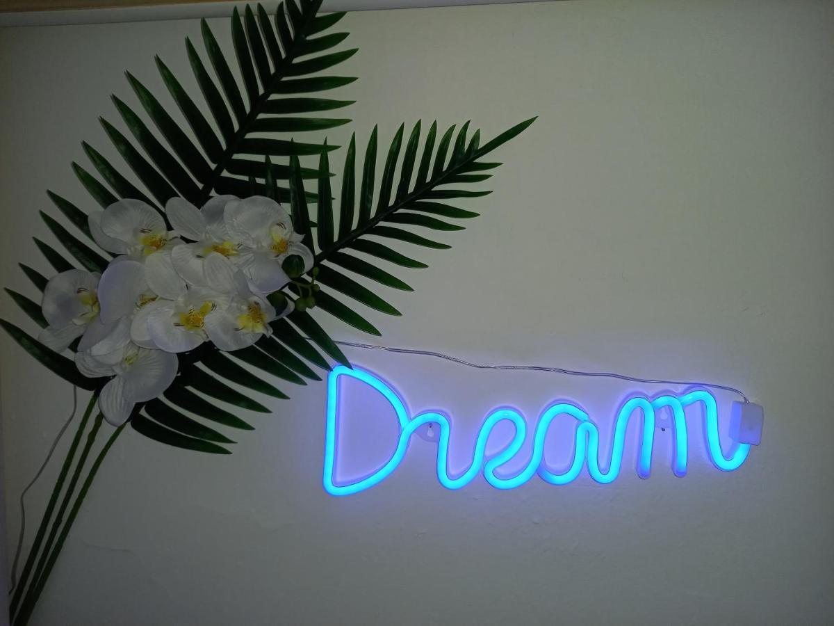 A 2 Pas Du Port, Bora Bora Apartment เฟก็องป์ ภายนอก รูปภาพ